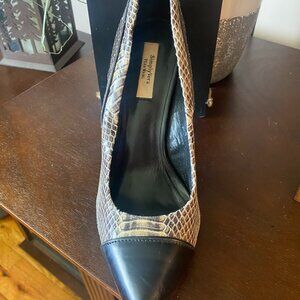 Simply Vera by Vera Wang Pump